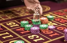 casinoarizona casino presented on mobile device in Pakistan with slots and live games